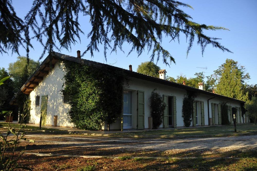 Caterina Residence Фаэнца Экстерьер фото